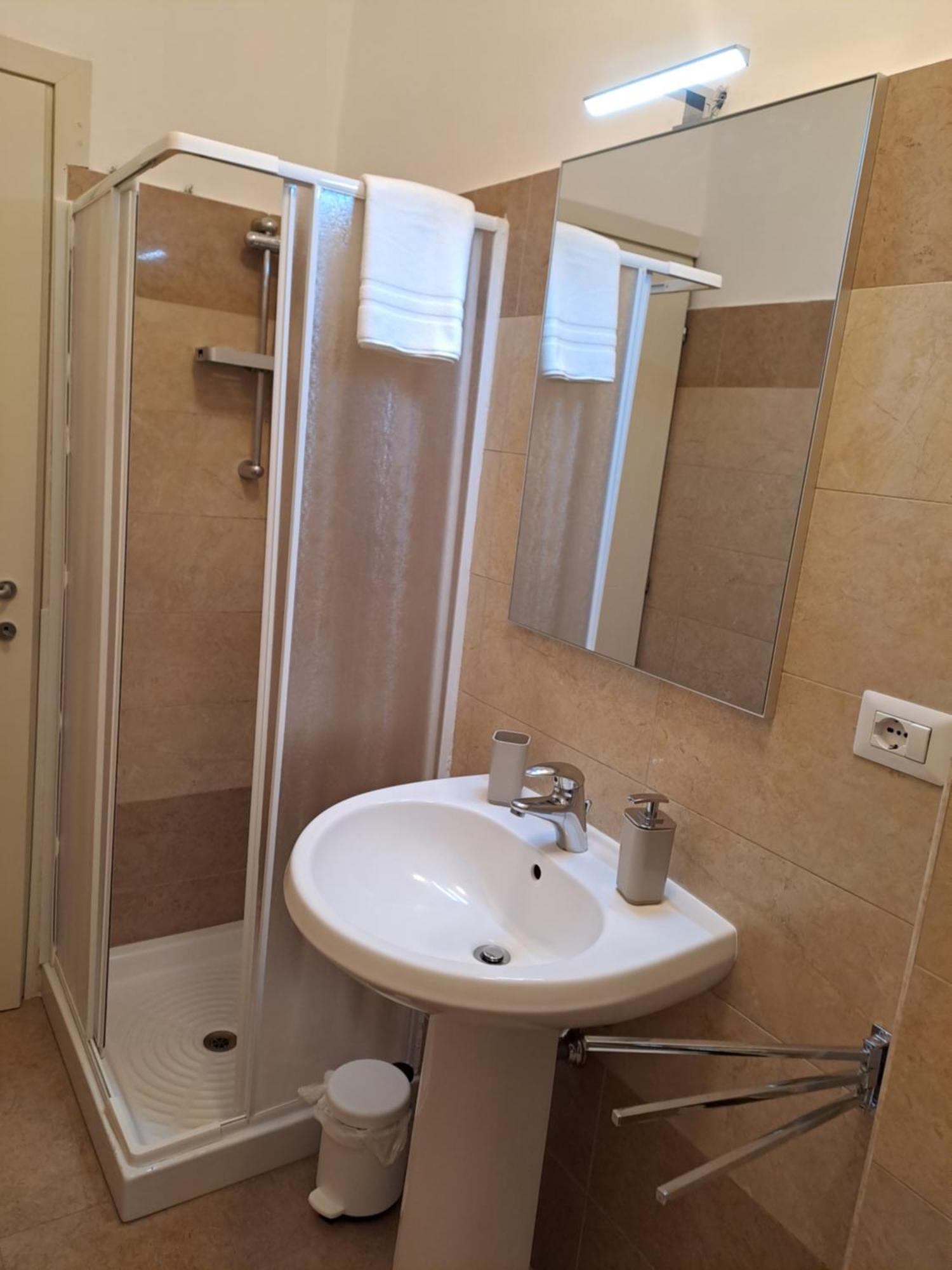 Torre Spaccata For 6 With Parking Appartamento Roma