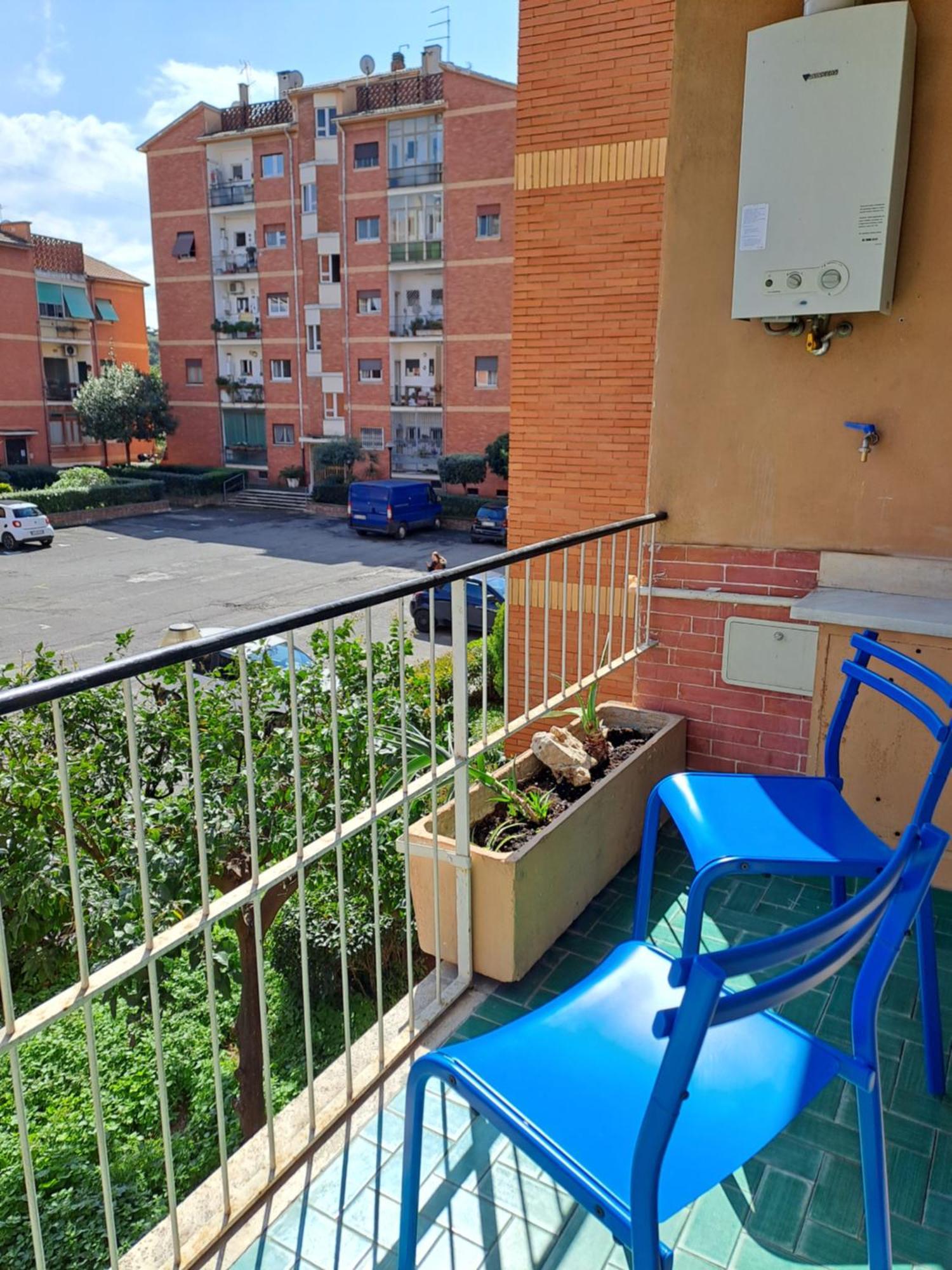 Appartamento Torre Spaccata For 6 With Parking