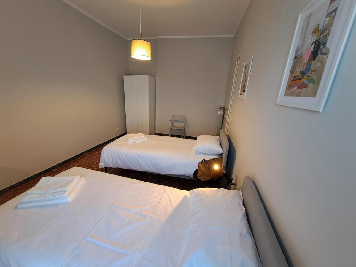 Appartamento Torre Spaccata For 6 With Parking *